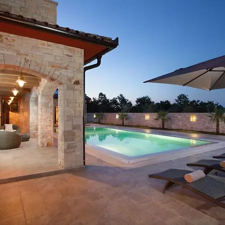 Monaco Villa *
